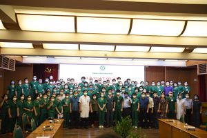 Read more about the article 1.500 sinh viên, giảng viên trường CĐ Y tế Bạch Mai lên đường chi viện TP.HCM