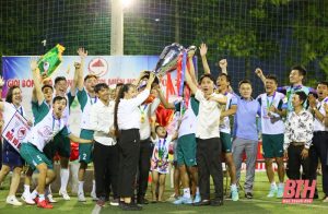 Read more about the article Giải vô địch bóng đá Thanh Hóa Miền Nam lần thứ 11 – năm 2022 tại Bình Dương