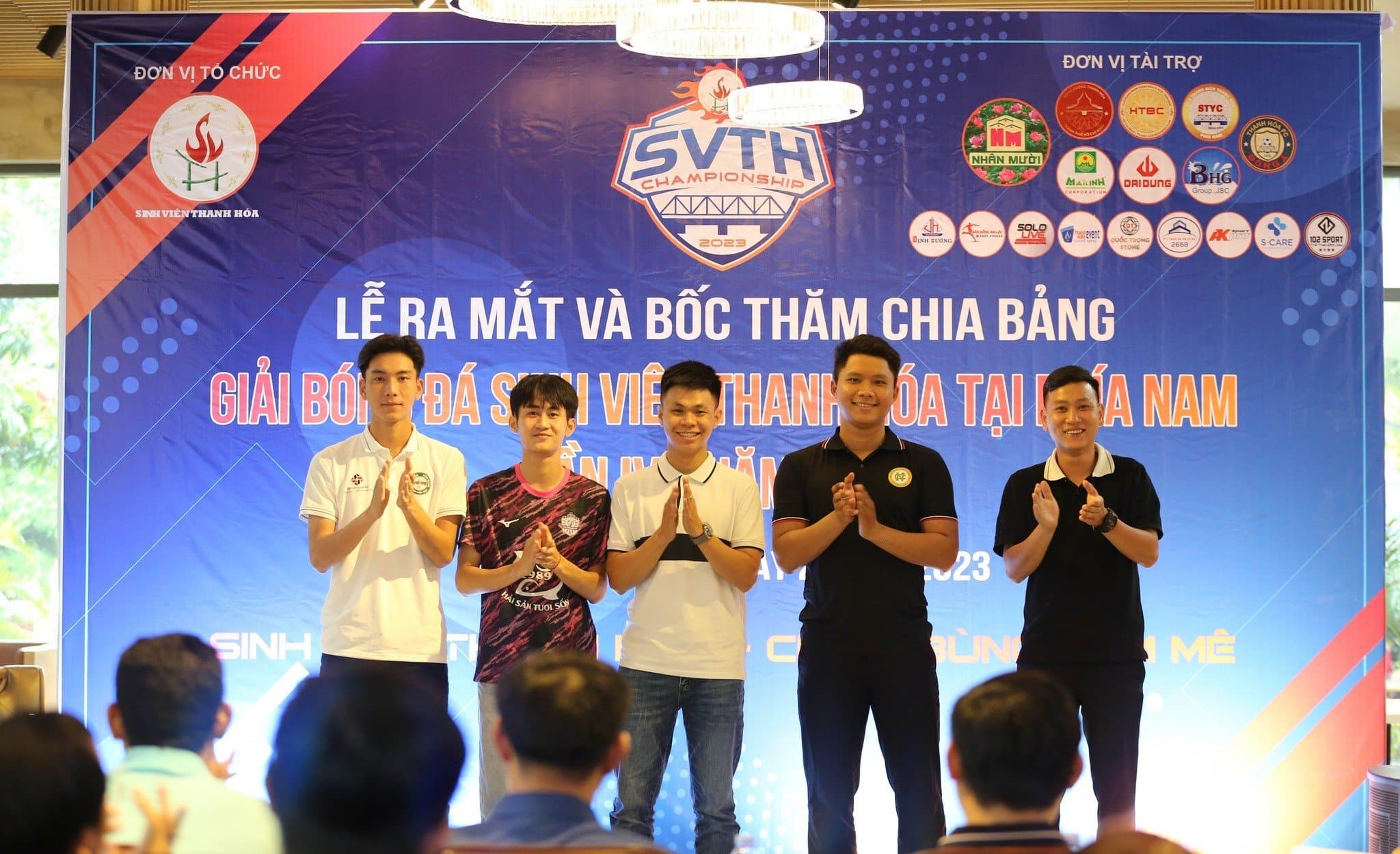 Read more about the article Lễ ra mắt và bốc thăm chia bảng giải bóng đá sinh viên Thanh Hóa tại phía Nam lần thứ IV- 2023